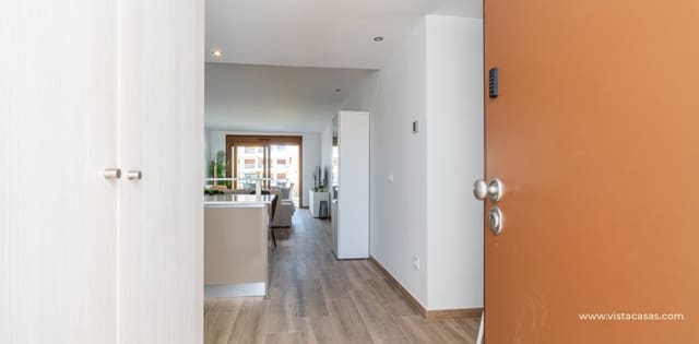 Apartamento de 3 habitaciones en Villamartin, Orihuela en venta - 399.000 € (Ref: 8565769)