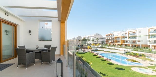 Apartamento de 3 habitaciones en Villamartin, Orihuela en venta - 399.000 € (Ref: 8565769)