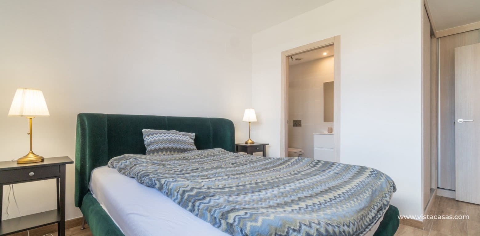 Apartamento de 3 habitaciones en Villamartin en venta - 399.000 € (Ref: 8565769)