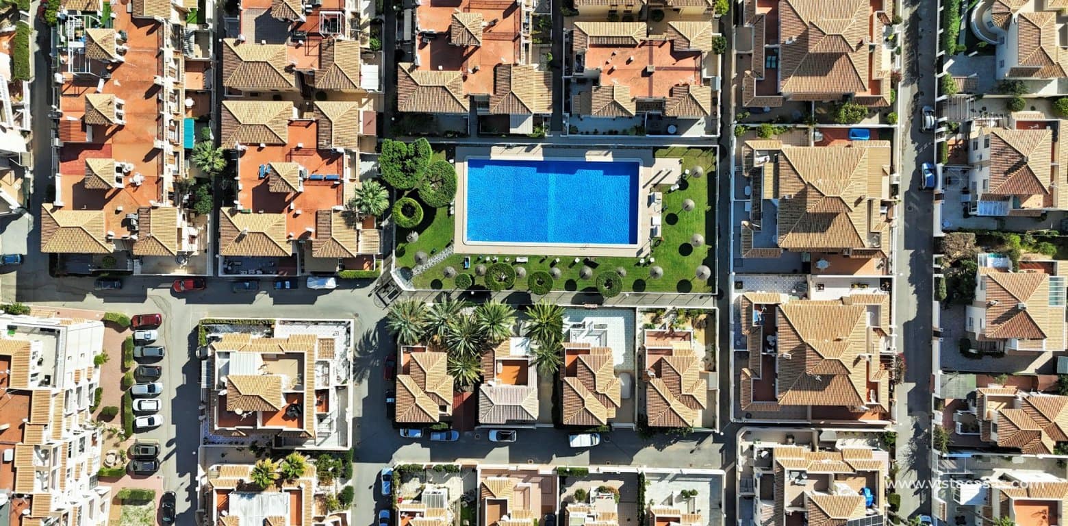 2 soverom Hus til salgs i Playa Flamenca med svømmebasseng - € 189 950 (Ref: 8650941)