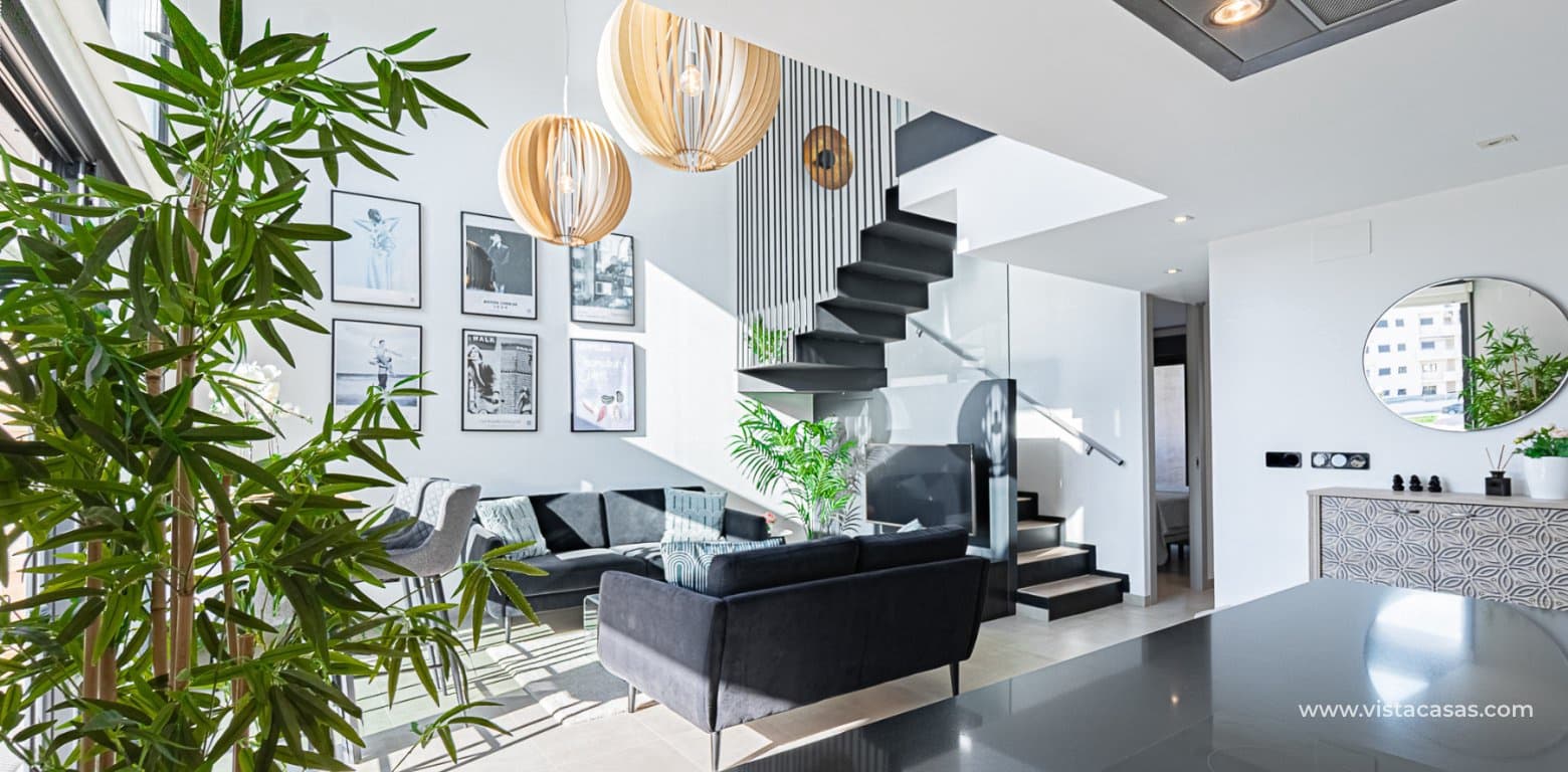 3 bedroom Apartment for sale in Villamartin - € 549,000 (Ref: 8703111)