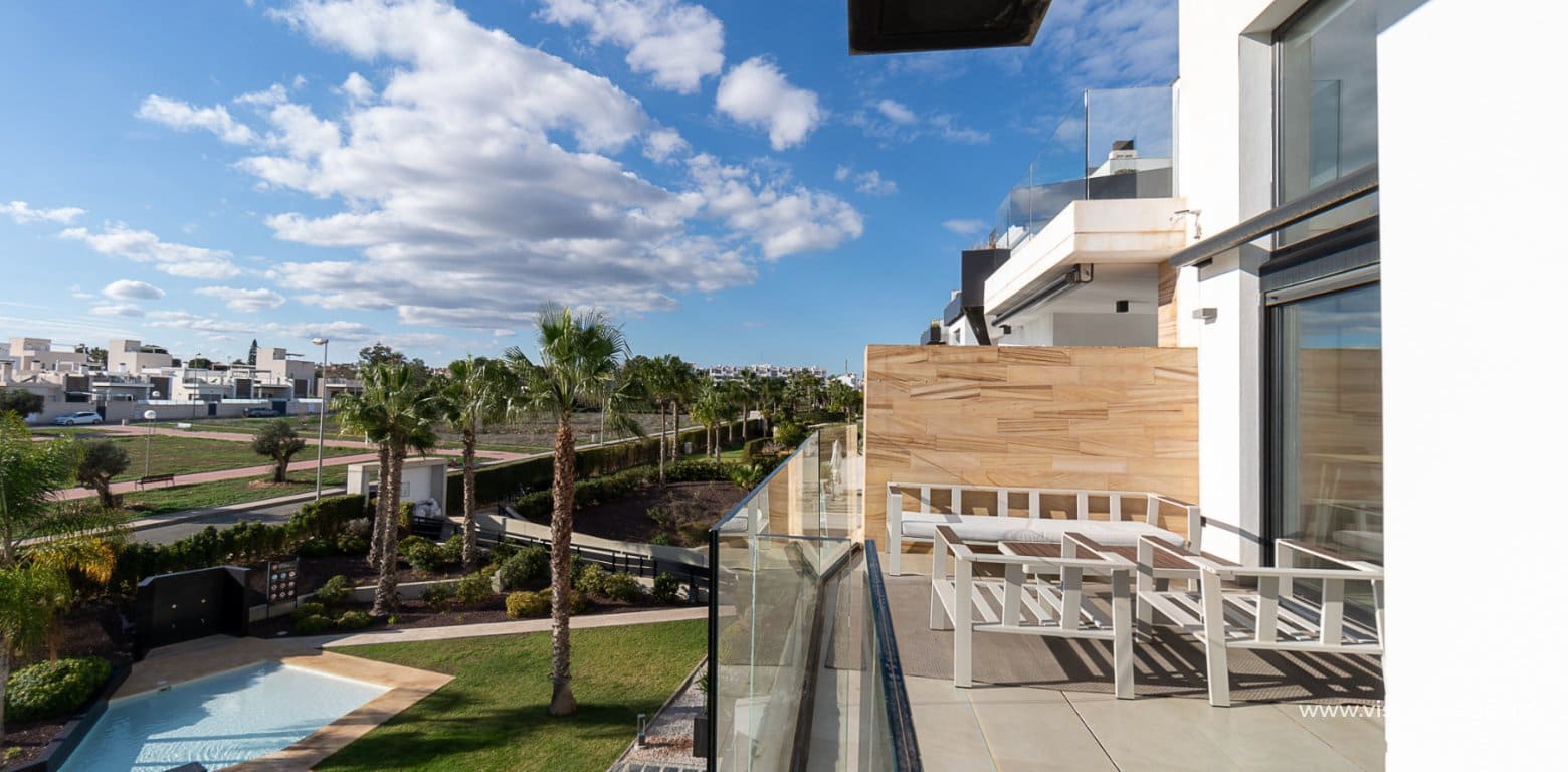 3 bedroom Apartment for sale in Villamartin - € 549,000 (Ref: 8703111)