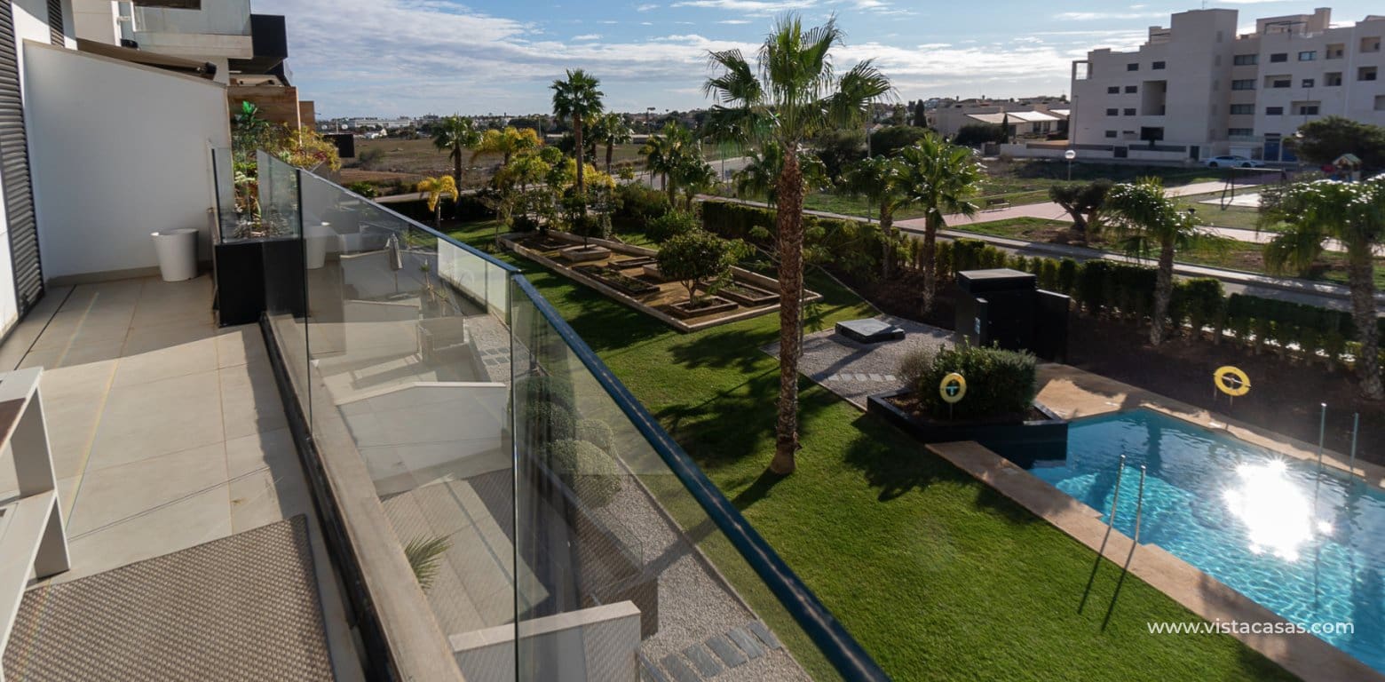 3 bedroom Apartment for sale in Villamartin - € 549,000 (Ref: 8703111)