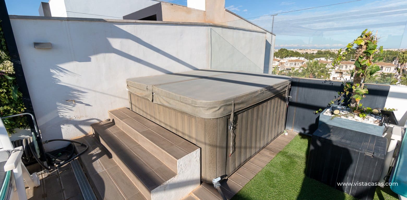 3 bedroom Apartment for sale in Villamartin - € 549,000 (Ref: 8703111)