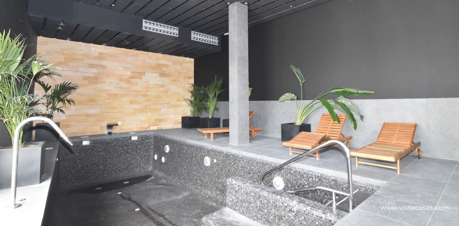 3 bedroom Apartment for sale in Villamartin - € 549,000 (Ref: 8703111)