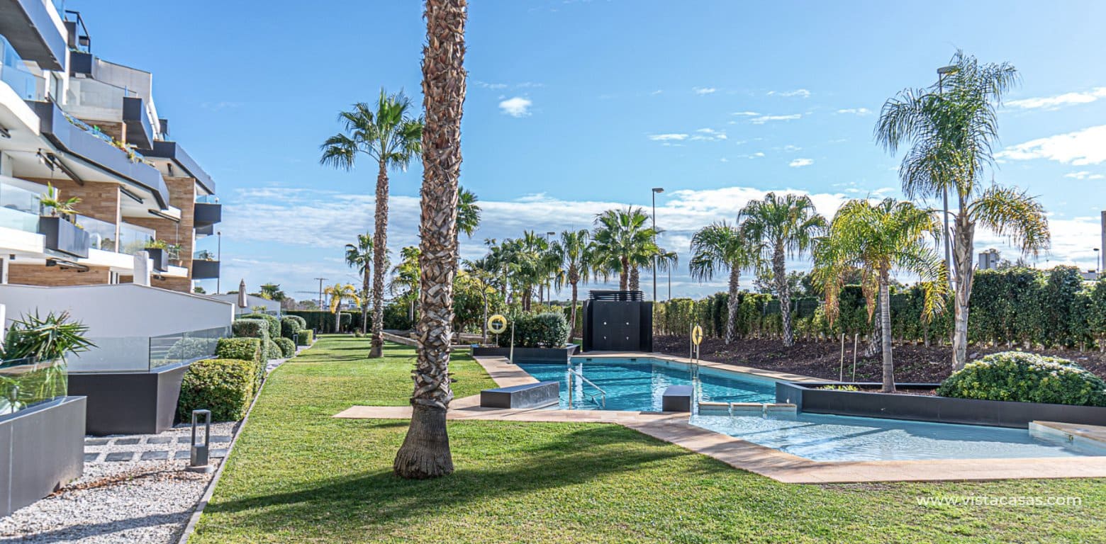 3 bedroom Apartment for sale in Villamartin - € 549,000 (Ref: 8703111)