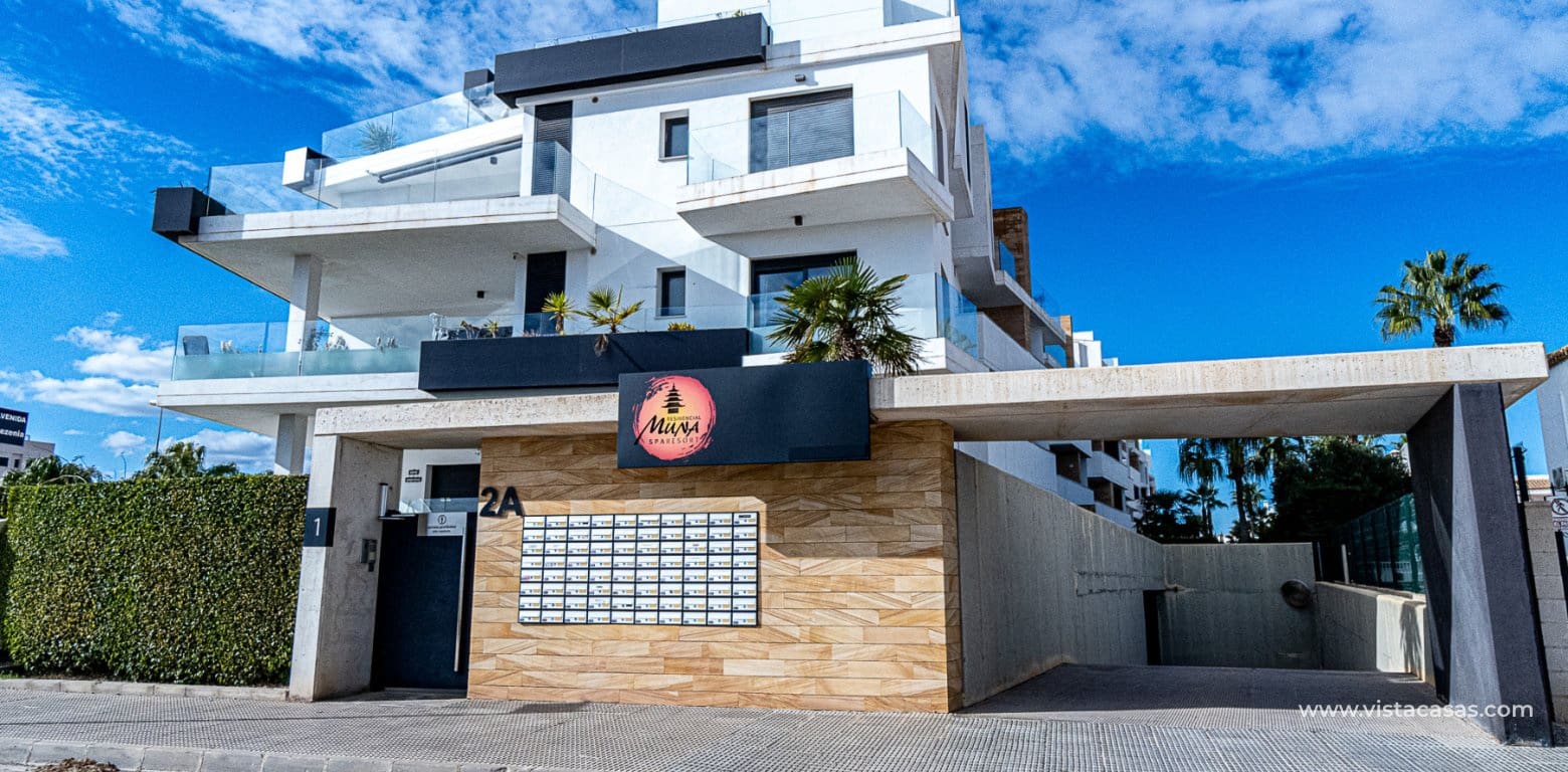 3 bedroom Apartment for sale in Villamartin - € 549,000 (Ref: 8703111)