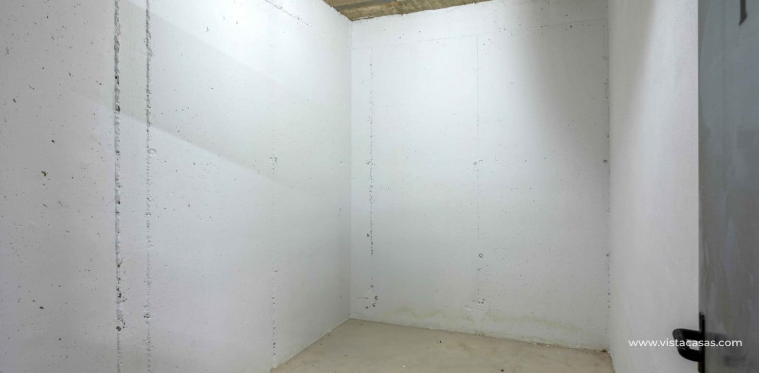 2 bedroom Apartment for sale in Villamartin - € 299,950 (Ref: 8703114)