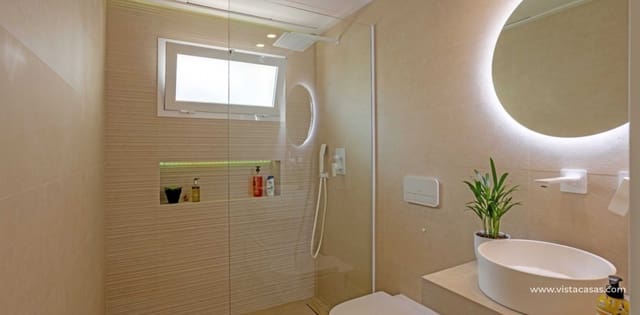 2 Zimmer Apartment zu verkaufen in Villamartin, Orihuela - 299.950 € (Ref: 8703114)