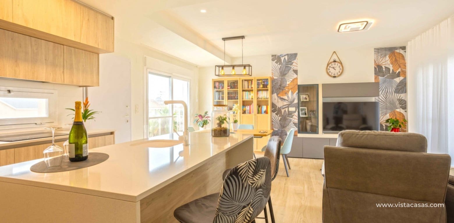 2 bedroom Apartment for sale in Villamartin - € 299,950 (Ref: 8703114)