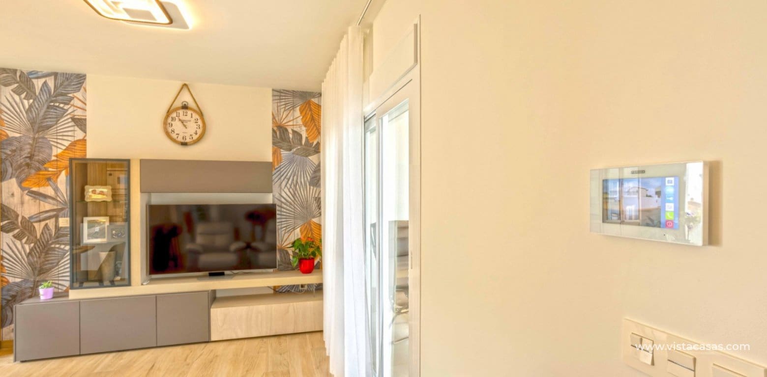 2 bedroom Apartment for sale in Villamartin - € 299,950 (Ref: 8703114)