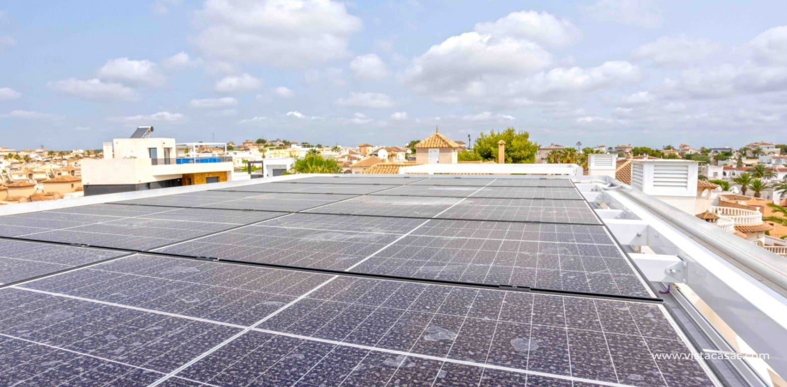 2 bedroom Apartment for sale in Villamartin - € 299,950 (Ref: 8703114)