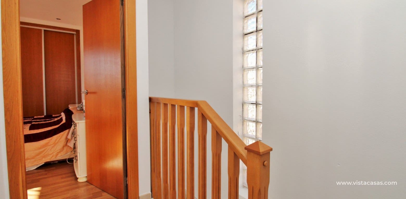 2 bedroom Villa for sale in Villamartin with pool - € 259,000 (Ref: 8732086)