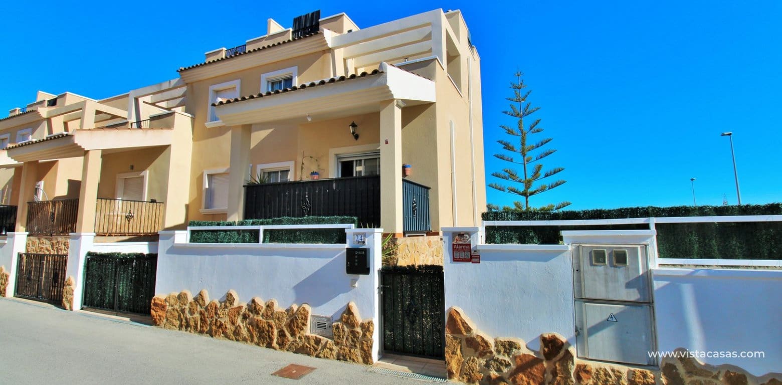 4 bedroom Townhouse for sale in San Miguel de Salinas with pool - € 239,995 (Ref: 8744421)