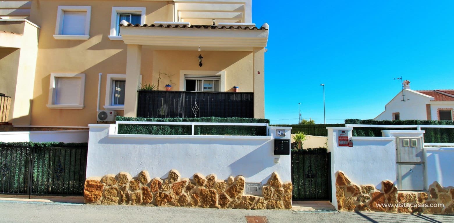 4 bedroom Townhouse for sale in San Miguel de Salinas with pool - € 239,995 (Ref: 8744421)