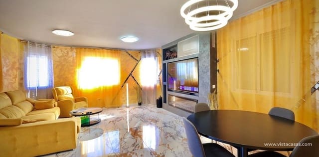 4 slaapkamer Villa te koop in San Miguel de Salinas - € 320.000 (Ref: 8758333)