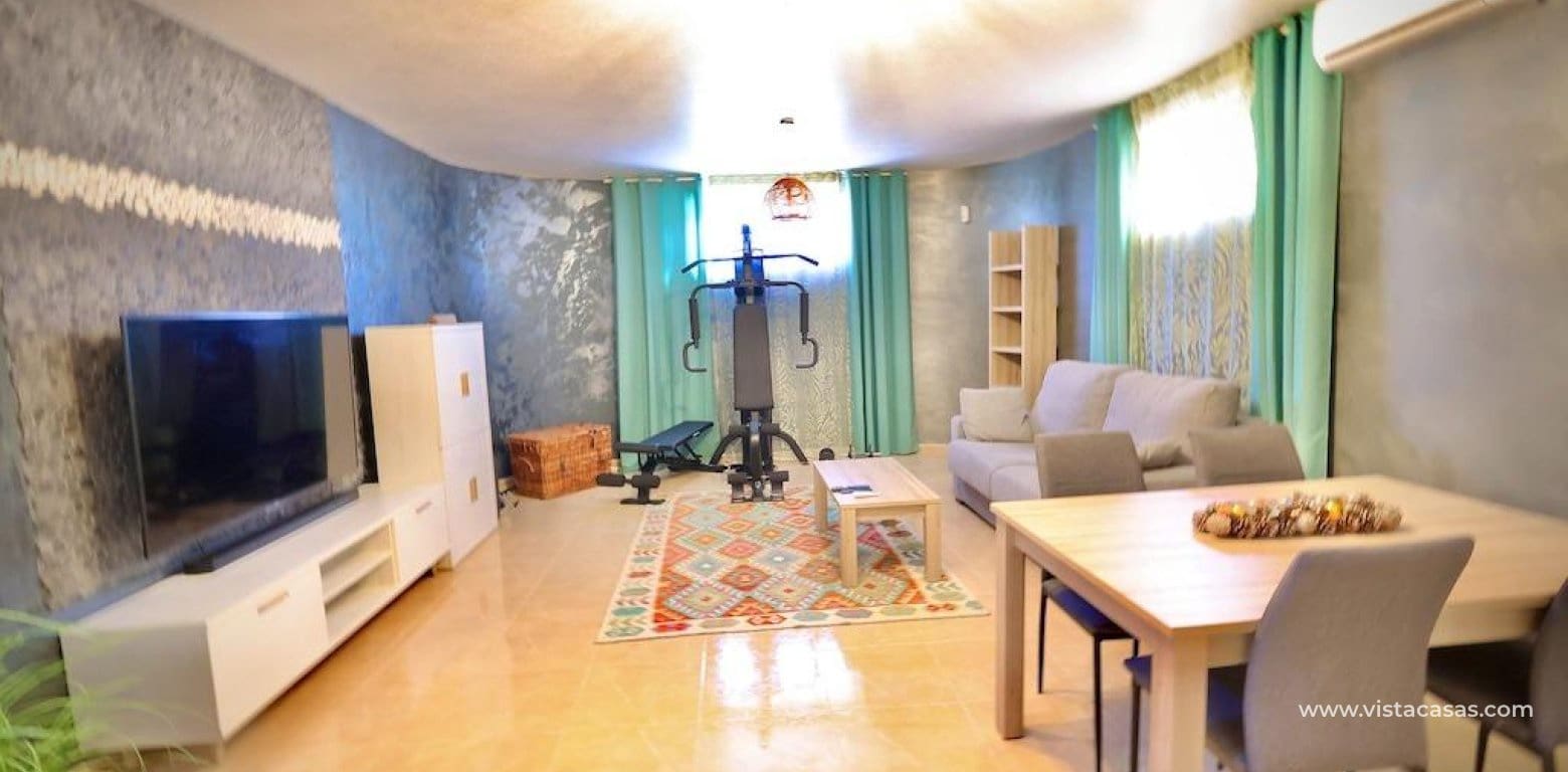 4 slaapkamer Villa te koop in San Miguel de Salinas - € 320.000 (Ref: 8758333)