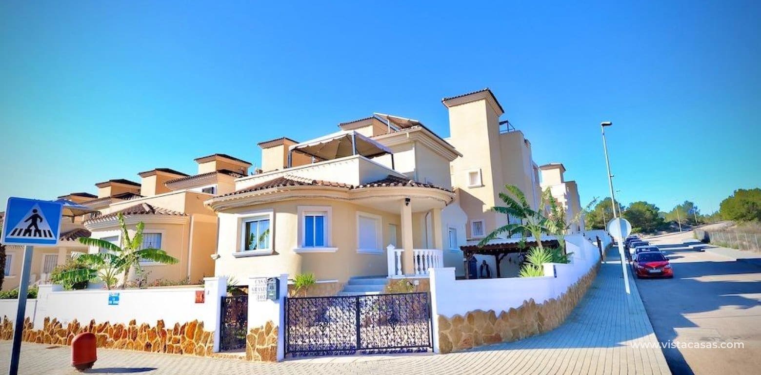 4 slaapkamer Villa te koop in San Miguel de Salinas - € 320.000 (Ref: 8758333)