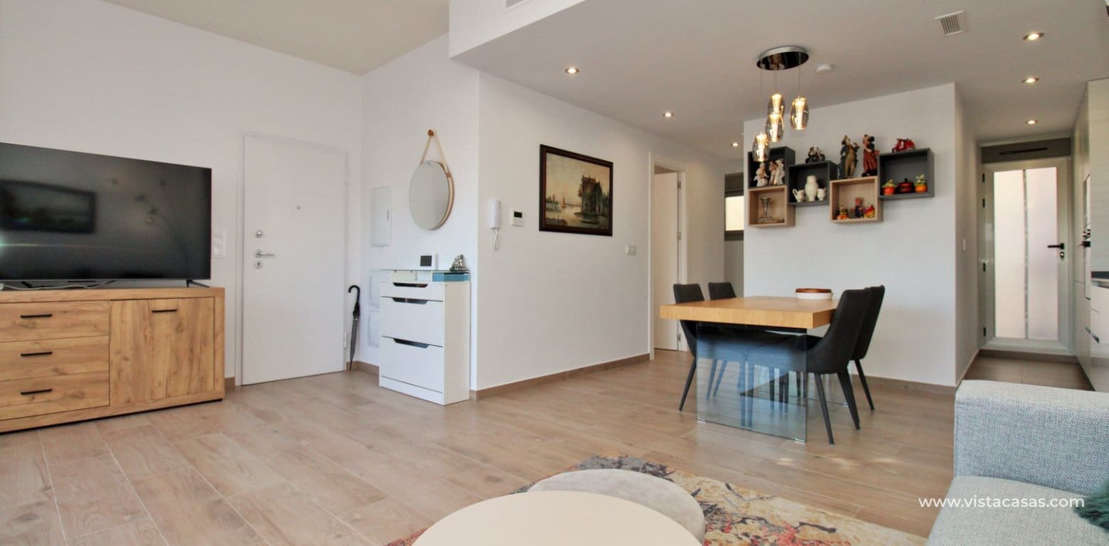 3 quarto Moradia para venda em Villamartin com piscina - 448 000 € (Ref: 8796383)