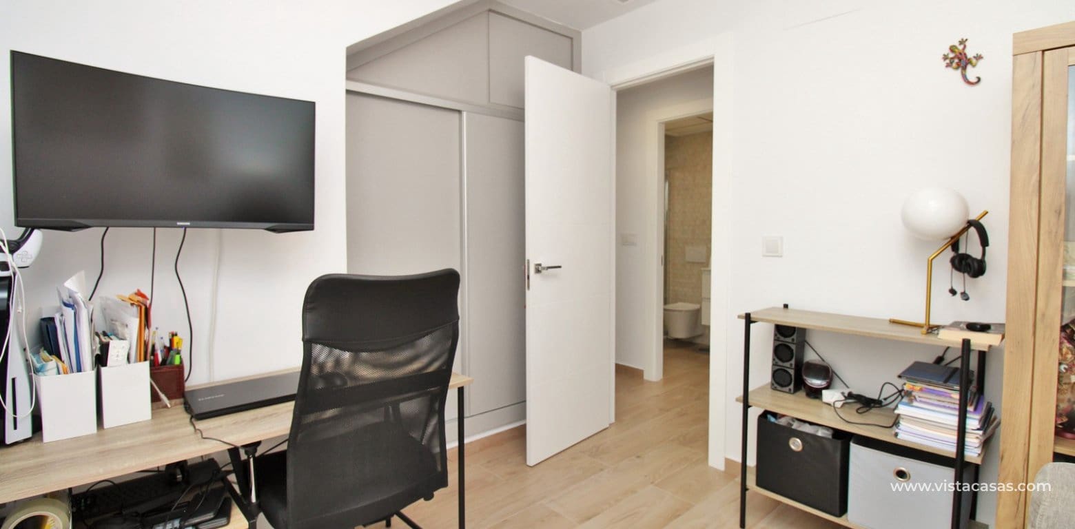 3 quarto Moradia para venda em Villamartin com piscina - 448 000 € (Ref: 8796383)