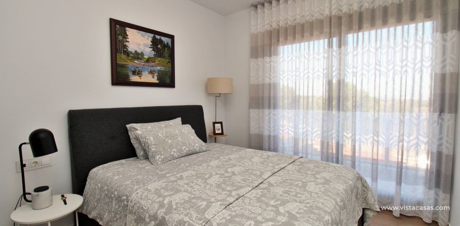 3 quarto Moradia para venda em Villamartin com piscina - 448 000 € (Ref: 8796383)