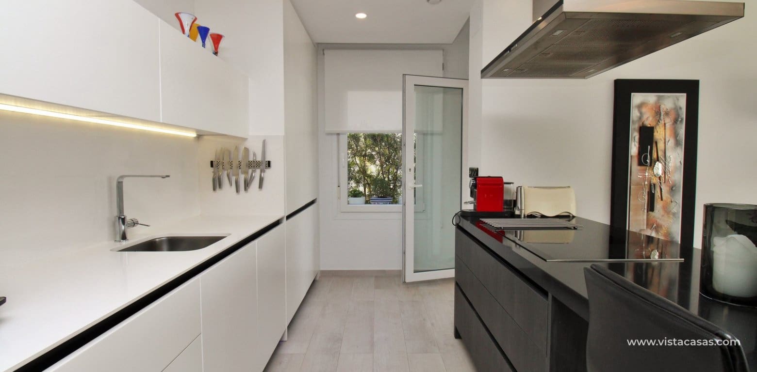 3 quarto Moradia para venda em Algorfa com piscina - 599 900 € (Ref: 8800489)