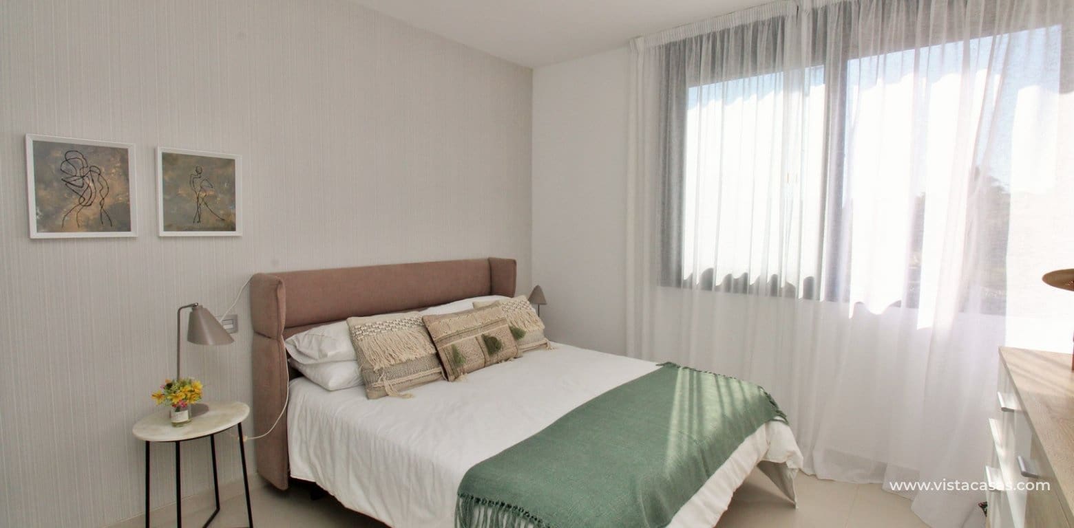 3 bedroom Villa for sale in Villamartin with pool - € 405,000 (Ref: 8802579)