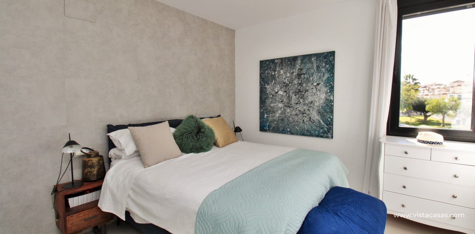 3 bedroom Villa for sale in Villamartin with pool - € 405,000 (Ref: 8802579)