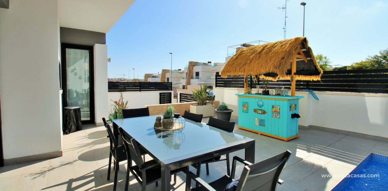 3 bedroom Villa for sale in Villamartin with pool - € 405,000 (Ref: 8802579)