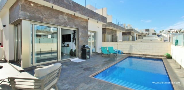 3 bedroom Villa for sale in Villamartin, Orihuela with pool - € 369,950 (Ref: 8803116)