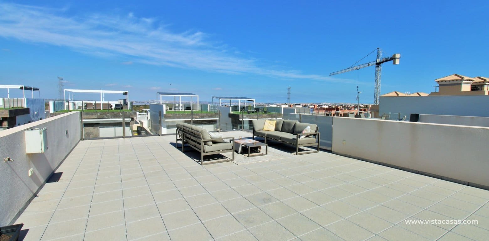 3 bedroom Villa for sale in Villamartin with pool - € 369,950 (Ref: 8803116)