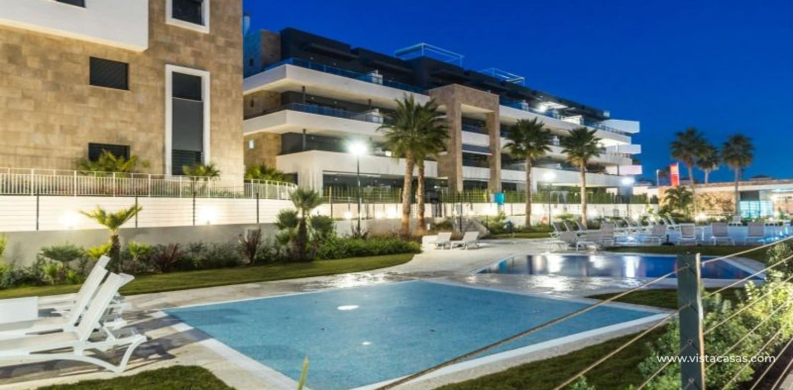 4 bedroom Apartment for sale in Playa Flamenca - € 829,700 (Ref: 8814864)