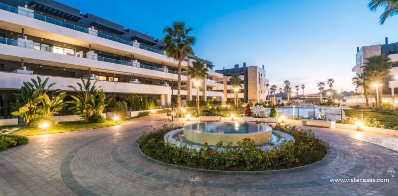 4 bedroom Apartment for sale in Playa Flamenca - € 829,700 (Ref: 8814864)