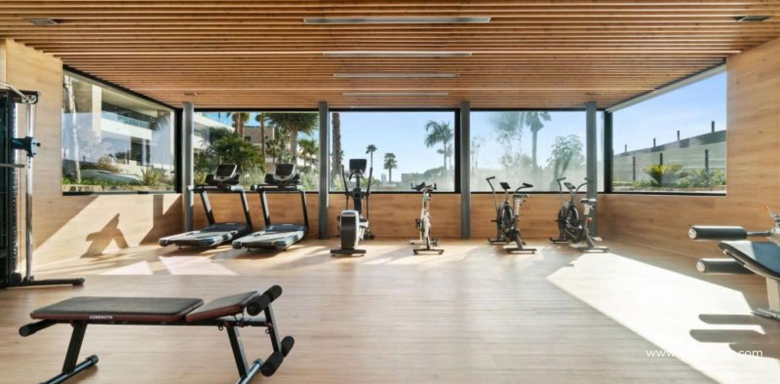 4 bedroom Apartment for sale in Playa Flamenca - € 829,700 (Ref: 8814864)