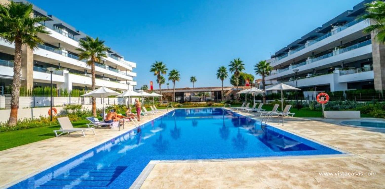 4 bedroom Apartment for sale in Playa Flamenca - € 829,700 (Ref: 8814864)