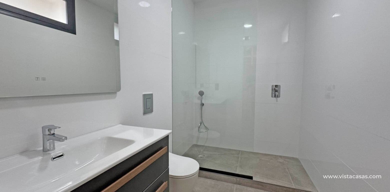 Chalet de 4 habitaciones en Los Balcones en venta - 495.000 € (Ref: 8828764)