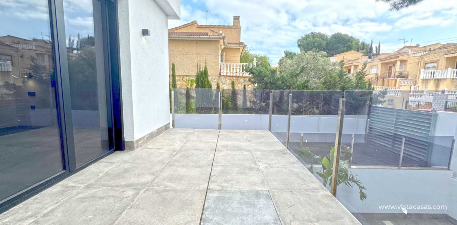 Chalet de 4 habitaciones en Los Balcones en venta - 495.000 € (Ref: 8828764)