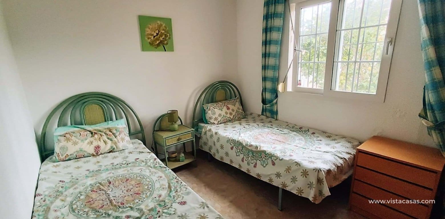 3 makuuhuone Omakotitalo myytävänä paikassa Playa Flamenca - 239 995 € (Ref: 8872935)