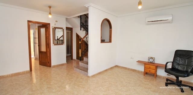 3 soveværelse Byhus til salg i Villamartin, Orihuela med swimmingpool - € 164.900 (Ref: 8895859)