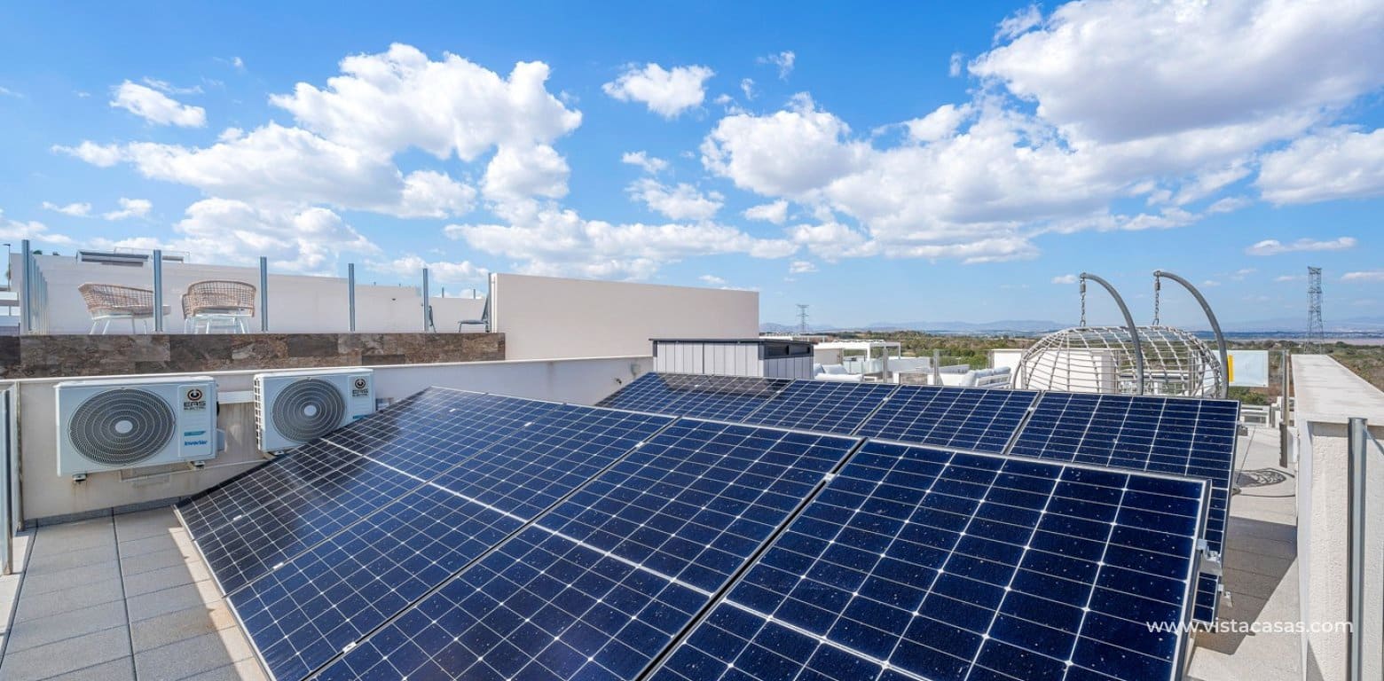 4 slaapkamer Villa te koop in Villamartin - € 449.000 (Ref: 8910241)