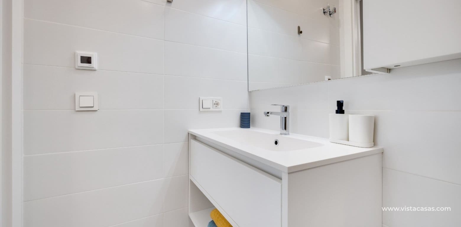 2 bedroom Apartment for sale in Playa Flamenca - € 259,000 (Ref: 8918424)