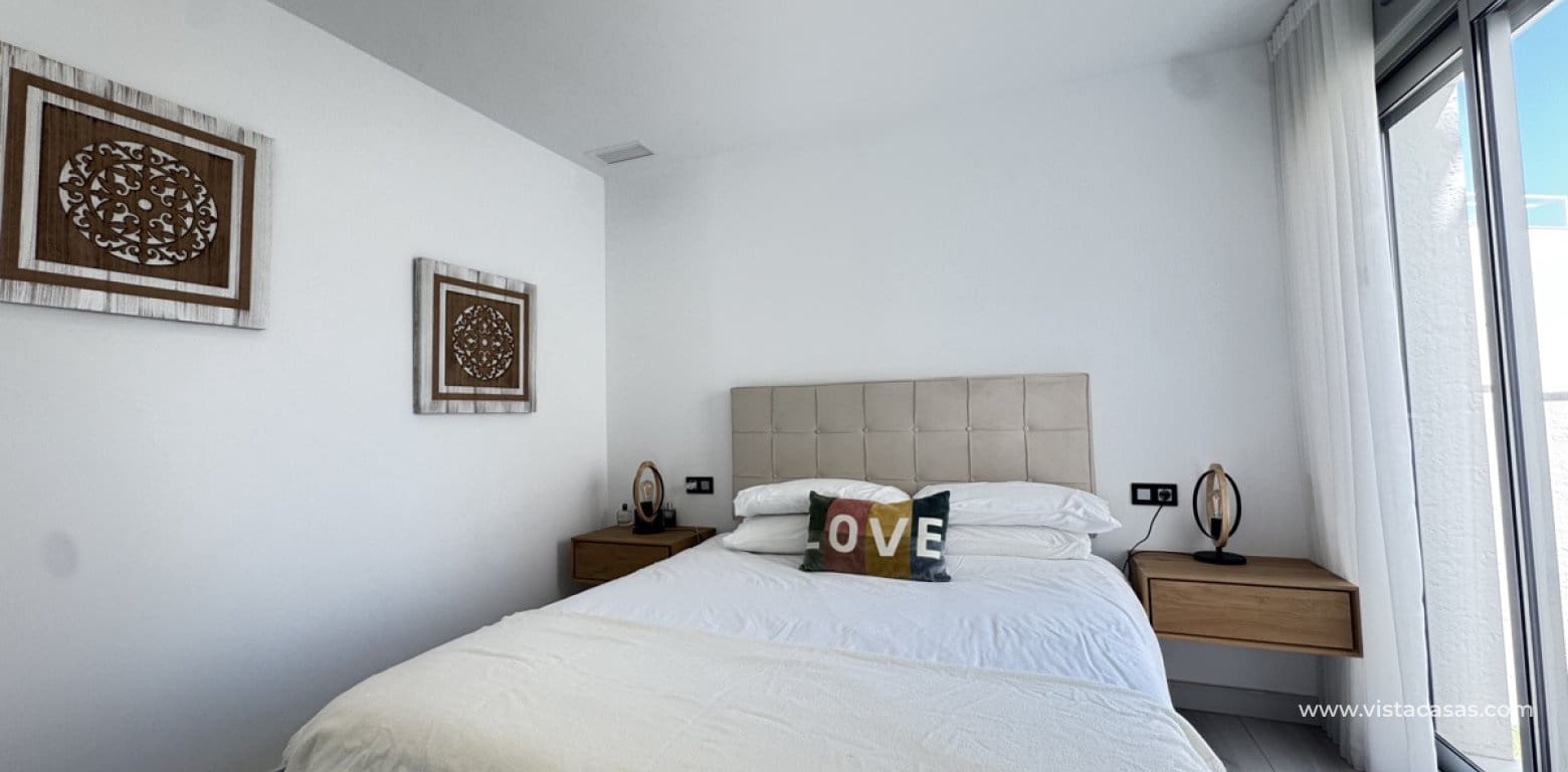 4 makuuhuone Huvila myytävänä paikassa Cabo Roig - 635 000 € (Ref: 8953121)