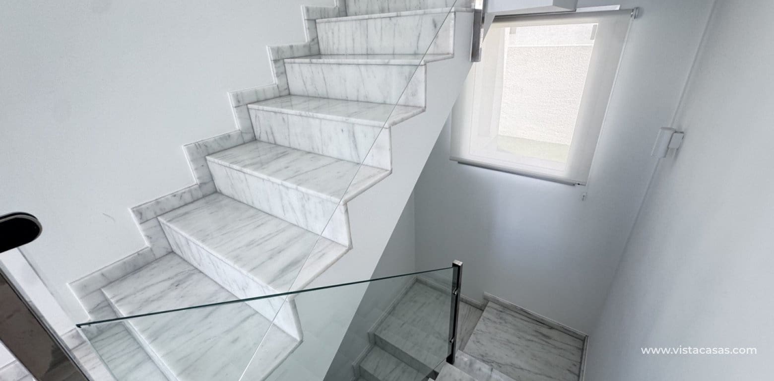 4 makuuhuone Huvila myytävänä paikassa Cabo Roig - 635 000 € (Ref: 8953121)