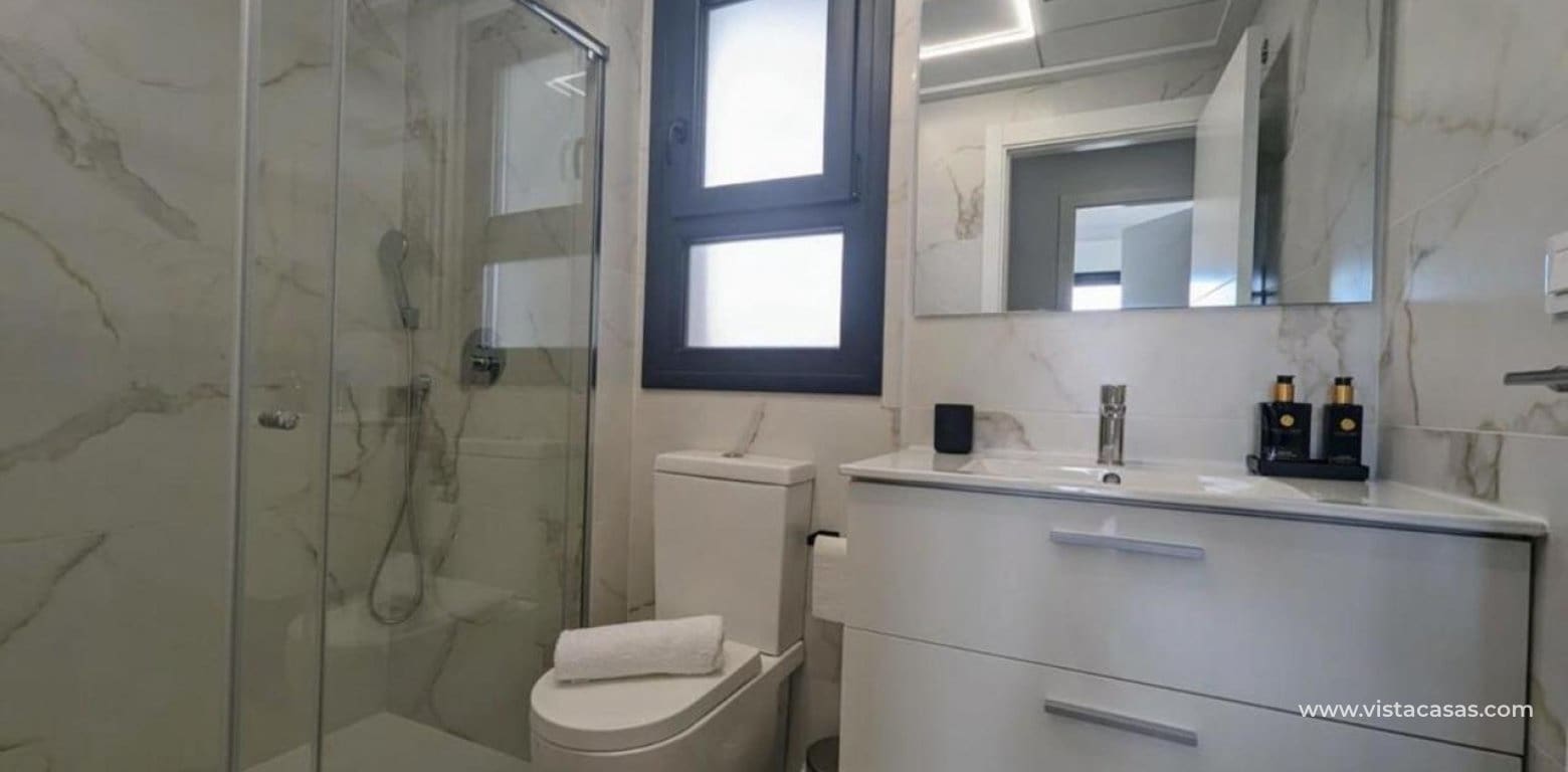 2 quarto Apartamento para venda em Villamartin - 329 995 € (Ref: 8980435)