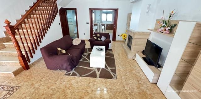 3 soveværelse Byhus til salg i San Miguel de Salinas - € 249.000 (Ref: 8981830)