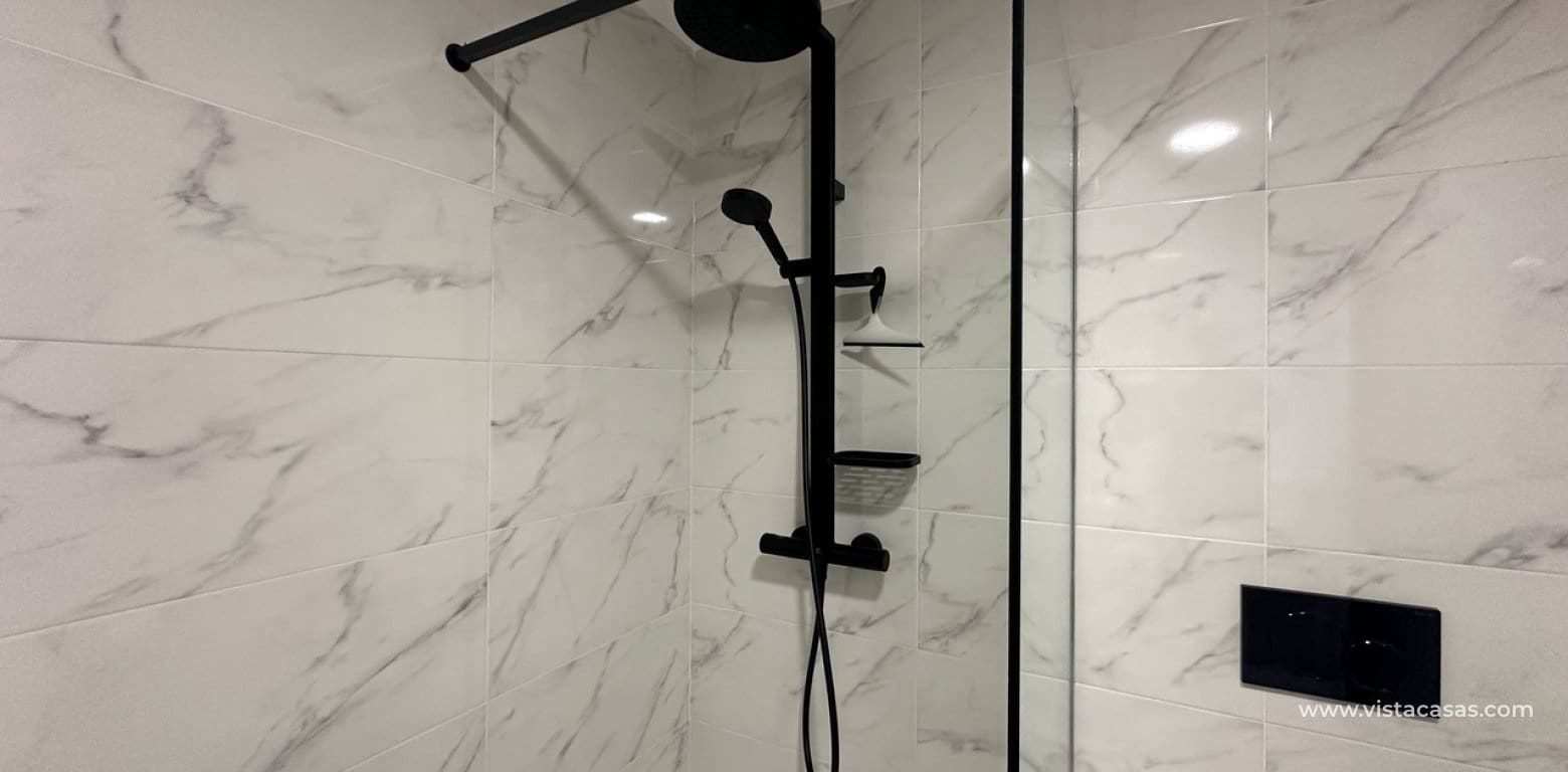 3 makuuhuone Huoneisto myytävänä paikassa Orihuela Costa - 399 000 € (Ref: 8981831)