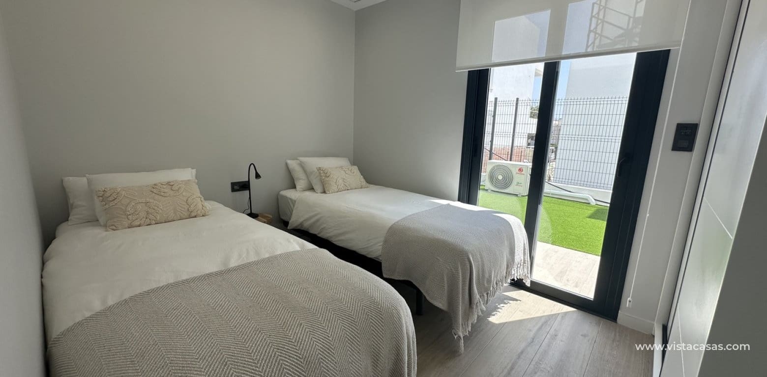 3 makuuhuone Huoneisto myytävänä paikassa Orihuela Costa - 399 000 € (Ref: 8981831)