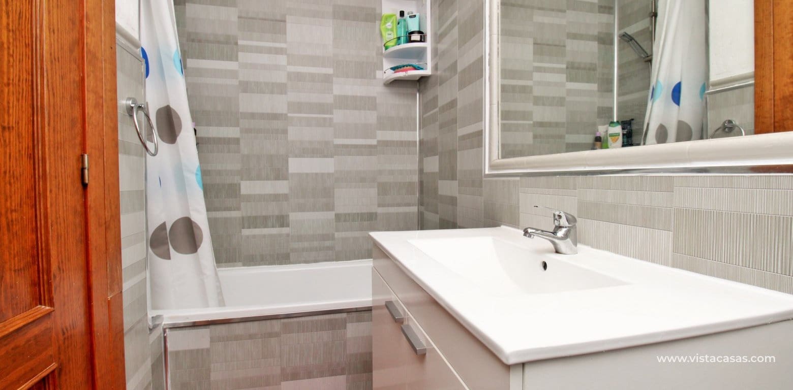 2 bedroom Apartment for sale in Punta Prima with pool - € 194,950 (Ref: 9002617)