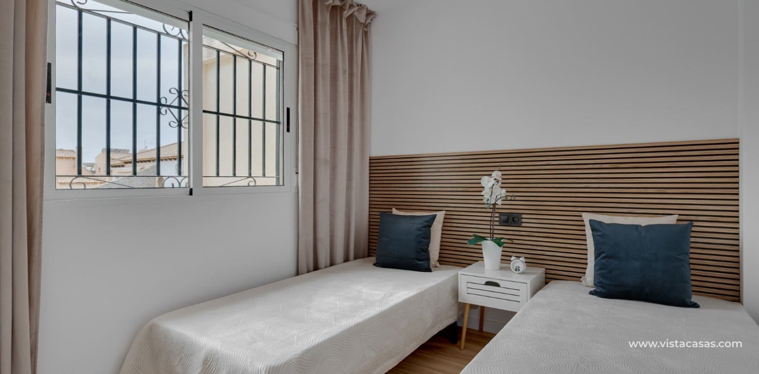 3 sypialnia Dom na sprzedaż w La Florida z basenem - 319 000 € (Ref: 9006045)