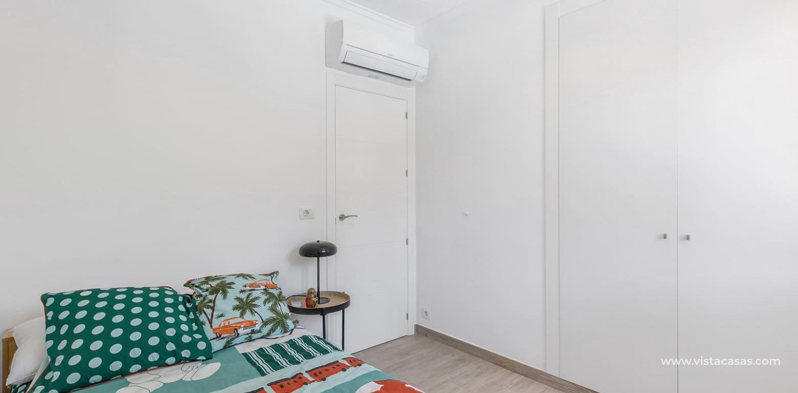 4 sovrum Villa till salu i Orihuela Costa - 749 900 € (Ref: 9018732)